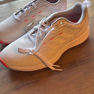 BRAND NEW WOMENS Golf Shoes - white